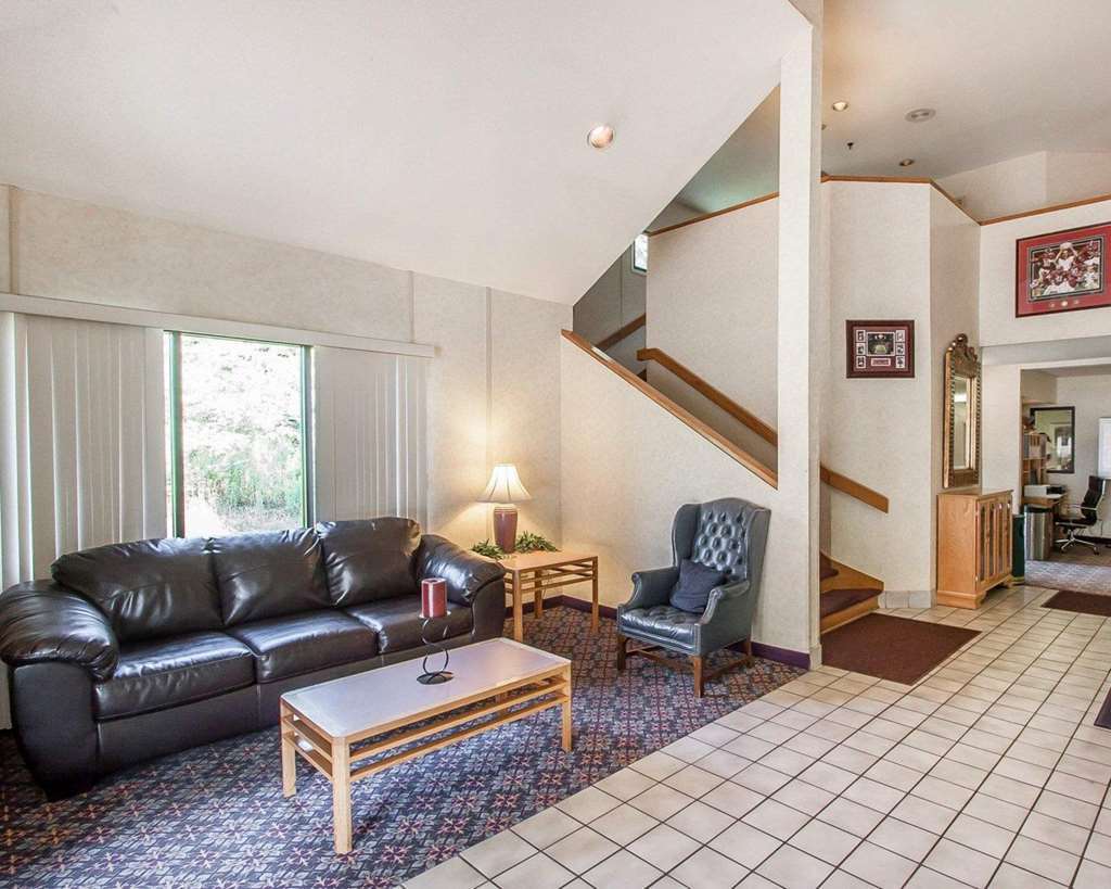 Rodeway Near 2* Tuscaloosa